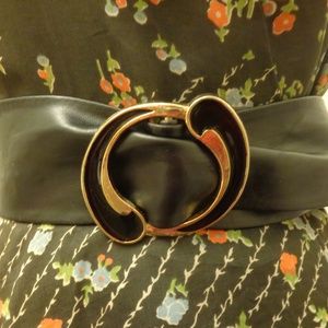 Vintage Black Leather Gold Buckle Belt